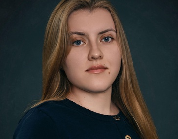 Полина Штерн